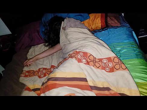❤️ Fillastro reprendendo á súa nova madrasta mentres ela dorme. Porno a nós gl.ph-vassena.ru